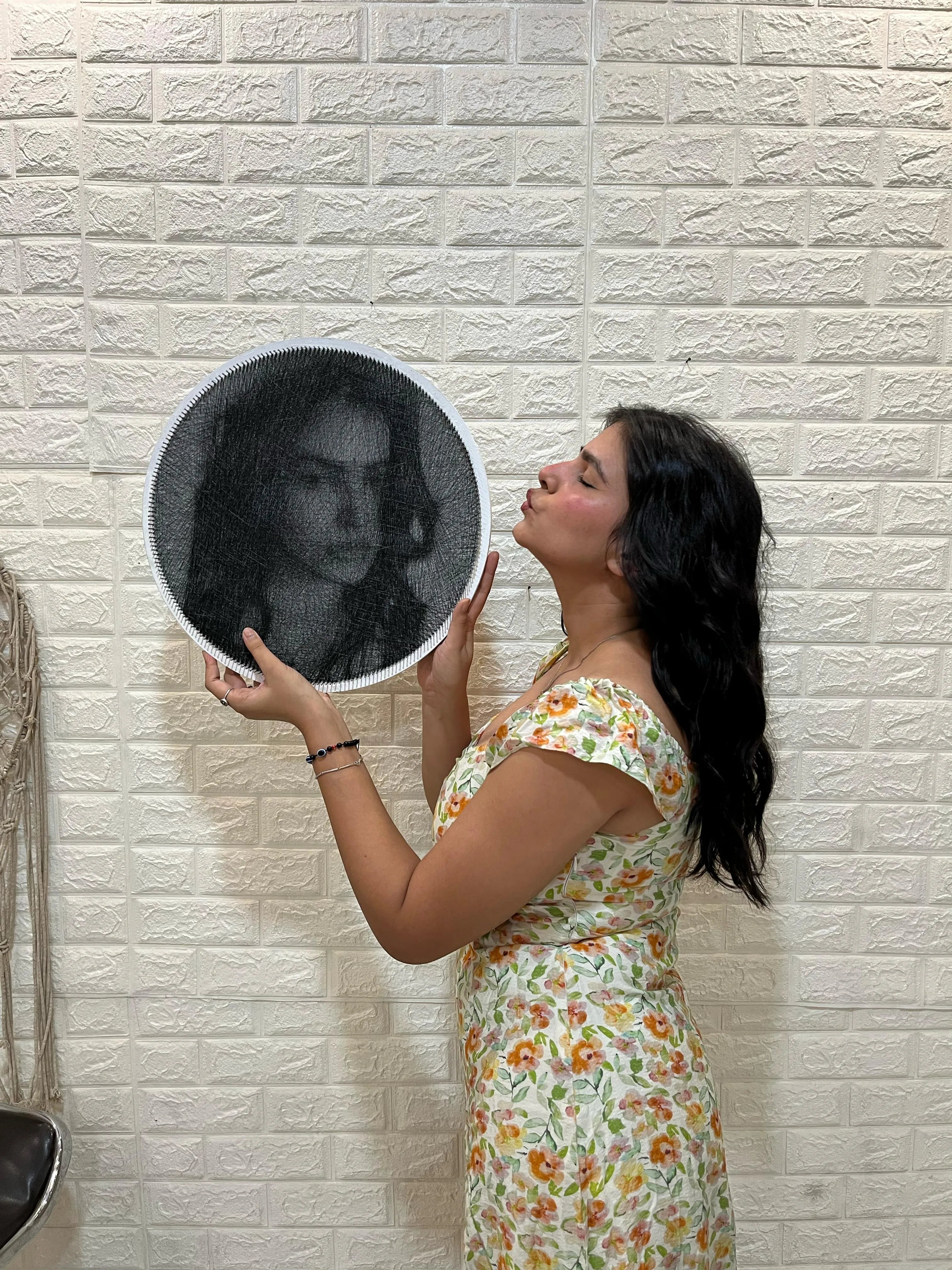 Heartfelt Strings: A Masterpiece for Her - Stitch&Gift