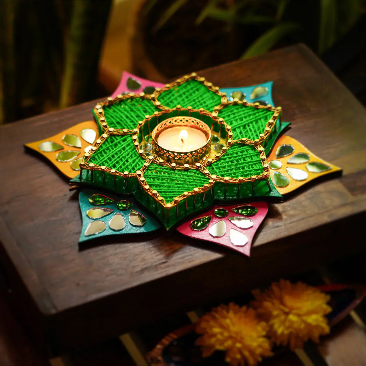String Art Tealight Holder in the Shape of Flowers with Mirror Work